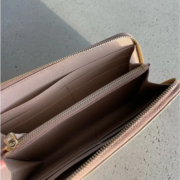 PRADA nude prada saffiano zip wallet - Picture 5 of 16